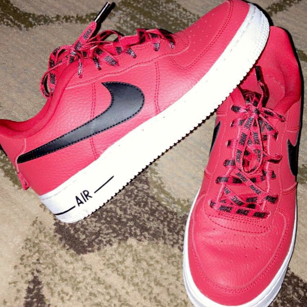 Nike Air Force 1 University Red NBA